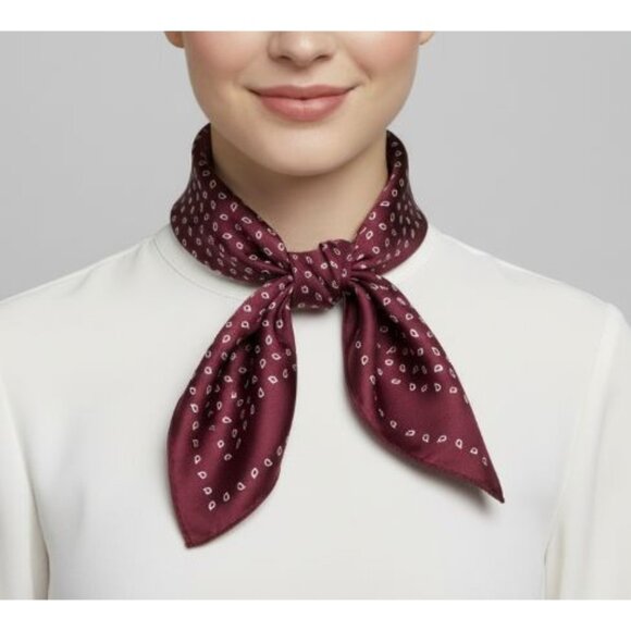 ❤️NEW Silky Square Scarf Soft Burgundy Maroon Teardrop Paisley Foulard Hijab❤️ - Picture 1 of 7